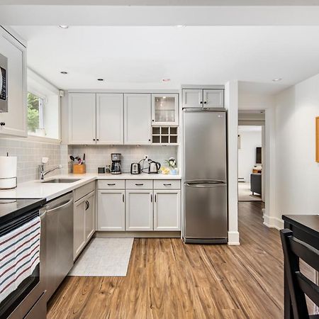 Gorgeous 4 Bedroom Garden Level Suite At Vancouver West & Ubc Экстерьер фото