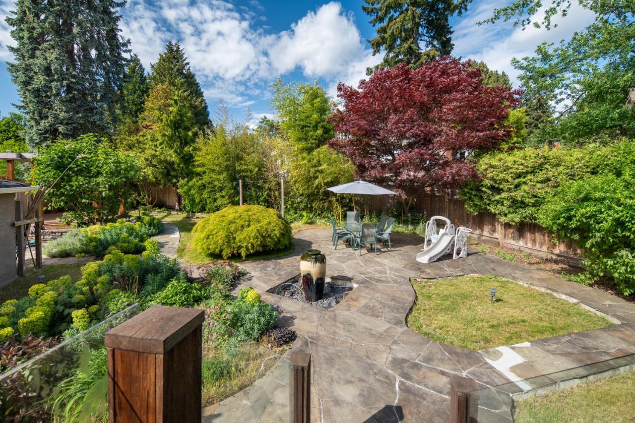 Gorgeous 4 Bedroom Garden Level Suite At Vancouver West & Ubc Экстерьер фото